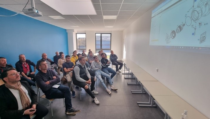 Conduite virtuelle 3D avec lunettes lors des Techniday's
